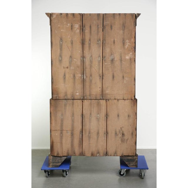 Antique English Chest of Drawers in Oak, 1700s For Sale - Image 4 of 15