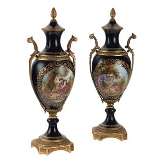 Antique Vases in Bronze and Porcelain, Set of 2 For Sale