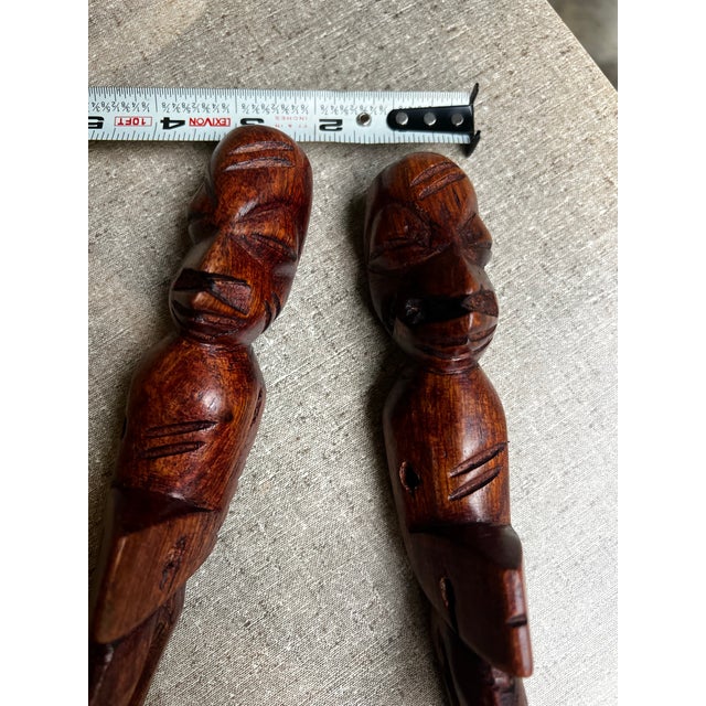 1970s Pair of Wooden Hand Carved African Figurative Sculptures For Sale - Image 4 of 6