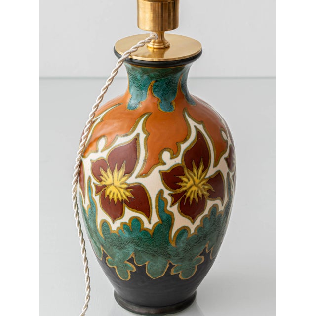 Art Deco Dutch Gouda Pottery Table Lamps with Silk Lampshade, 1920s, Set of 2 For Sale - Image 6 of 15