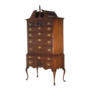 American Heritage Queen Anne Style Mahogany Chest On Chest by Hickory 20th Century