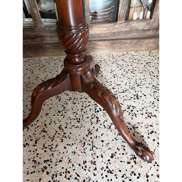 Wood Antique Chippendale -Style Pie Crust Tilt- Top Table For Sale - Image 7 of 10