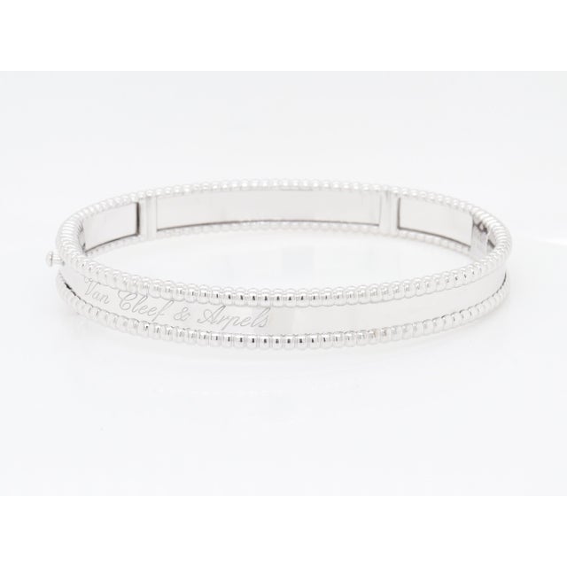 Late 20th Century Van Cleef & Arpels Vca 18k White Gold Perlée Signature Bracelet, Medium Model For Sale - Image 5 of 15