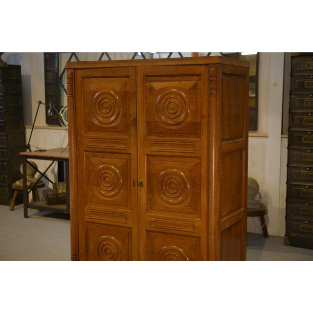 Wood Brutalist Oak Wardrobe, 1940s For Sale - Image 7 of 10