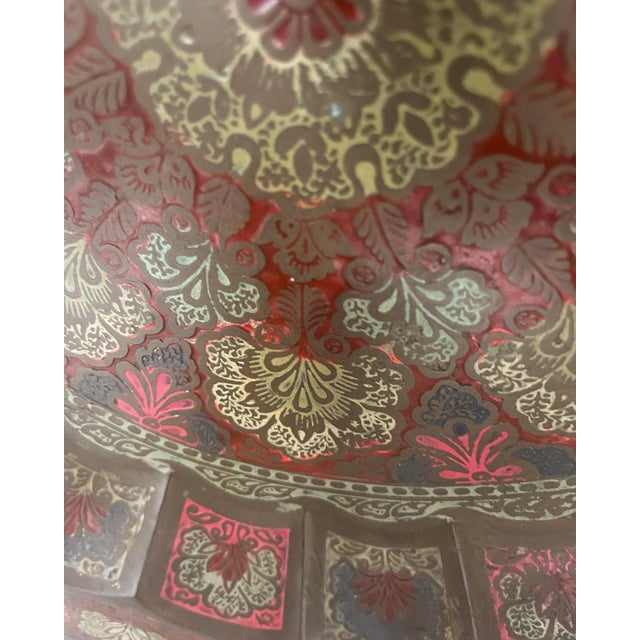 Large Anglo-Indian Style Embossed Copper Wall Charger with Red and Gold Floral Decoration, 1970s For Sale - Image 6 of 9