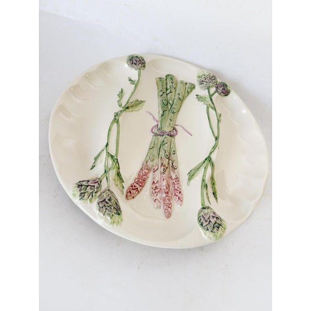 Green Majolica and Porcelain Plates, France, 1960s, Set of 3 For Sale - Image 8 of 15