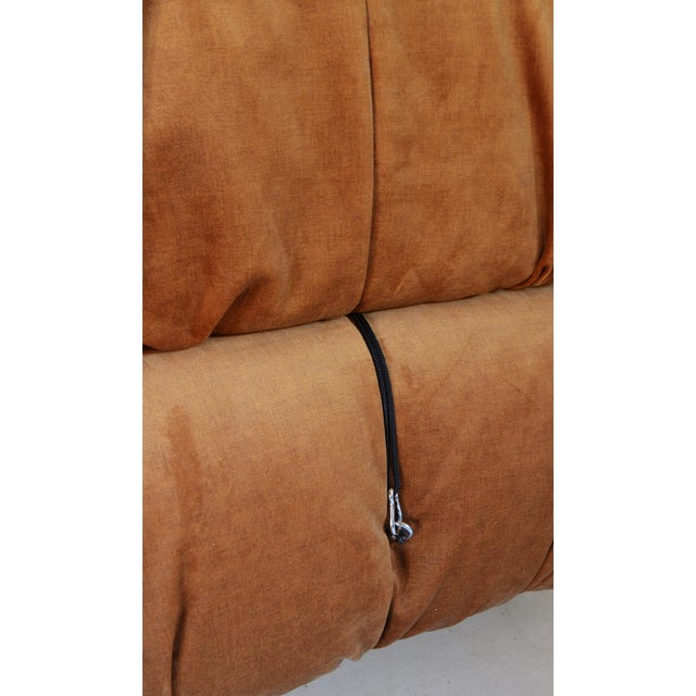 1970s Vintage Camaleonda Armchairs by Mario Bellini for B&B Italia / C&B Italia, 1970s, Set of 2 For Sale - Image 5 of 10