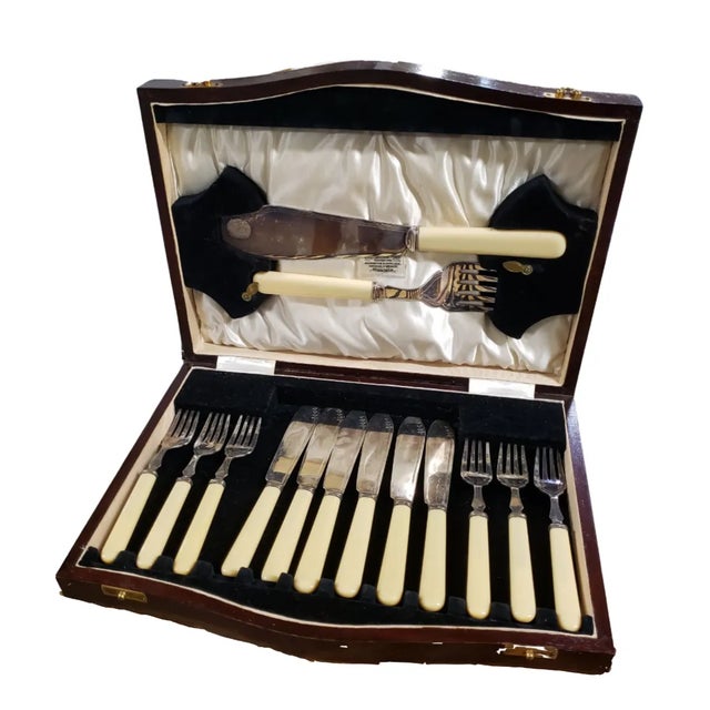 Metal Mid 19th Century Fenton Russell & Co Ltd. Edinburgh Fish Service- 14 Pieces For Sale - Image 7 of 7