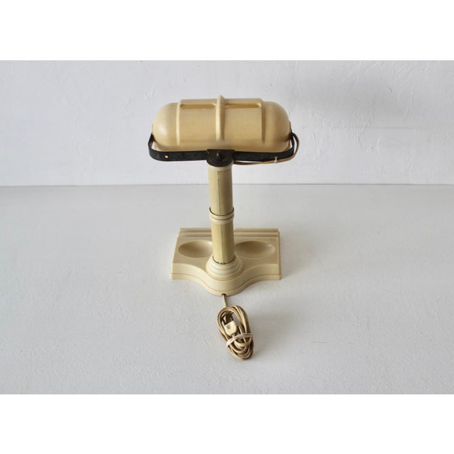 1940s American Art Deco Desk Lamp by Atlas Appliance Corp Brooklyn For Sale - Image 13 of 18