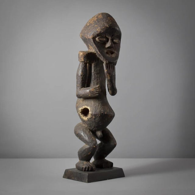 Early 20th Century Mambila Guardian Male Figure Tadep on Custom Base Cameroon For Sale - Image 12 of 13