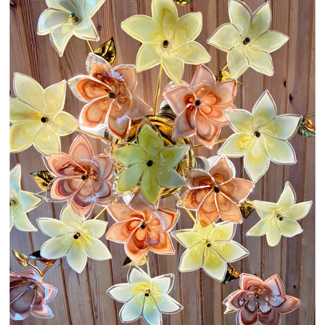 1980s Italian Floral Glass Flush Mount With 21 Yellow & Brown Murano Style Flowers For Sale - Image 13 of 18