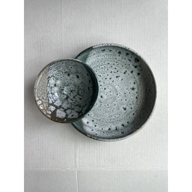 1990s 1990s Traditional Pottery Chip Dip Serving Bowl For Sale - Image 5 of 5