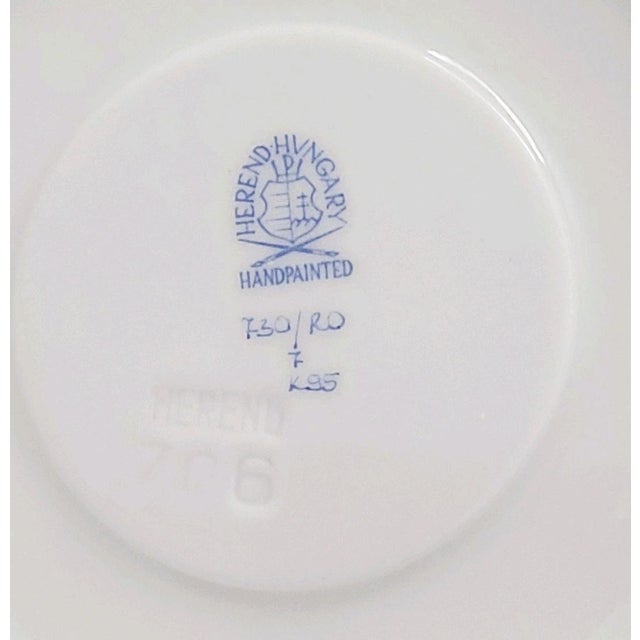 1990s 1990s Herend Rothschild Bird 24k Gold Scalloped Edge Tea Cup Saucer For Sale - Image 5 of 5
