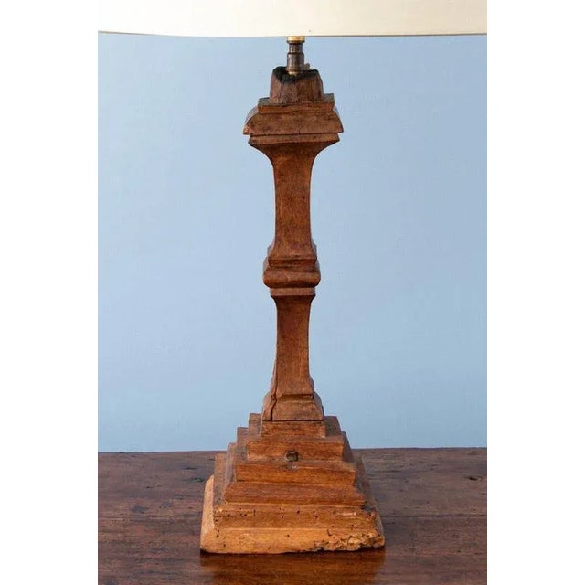 Carved Wood Stepped Table Lamp, 18th Century For Sale - Image 5 of 11