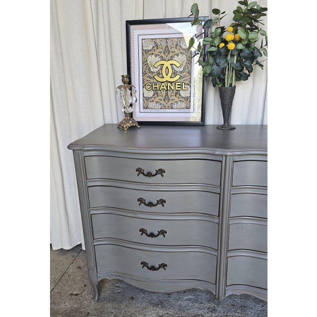 Vintage Dixie Double Dresser, Parisian Gray Dresser, Circa 1950's For Sale In Los Angeles - Image 6 of 12