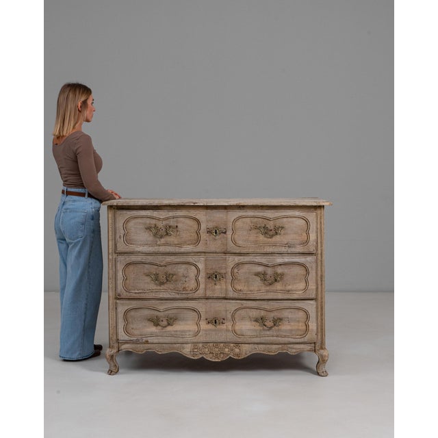 1830s French Louis XV Oak Chest of Drawers For Sale - Image 18 of 18