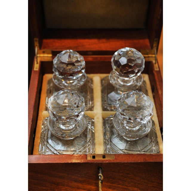 Victorian Sheraton Revival Mahogany Decanter Box with Atlantis Decanters, 1800s, Set of 5 For Sale - Image 4 of 9