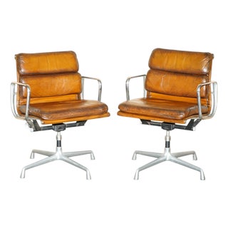 Chanel NYC Soft Pad Captain's Chair in Hand-Dyed Leather from Herman Miller, 1977 For Sale