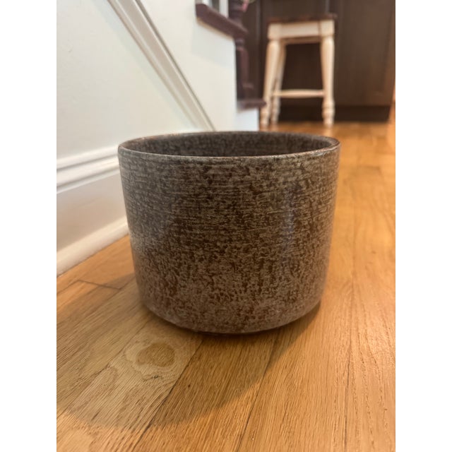 Tan 1980s Gainey Ceramic Planters For Sale - Image 8 of 12