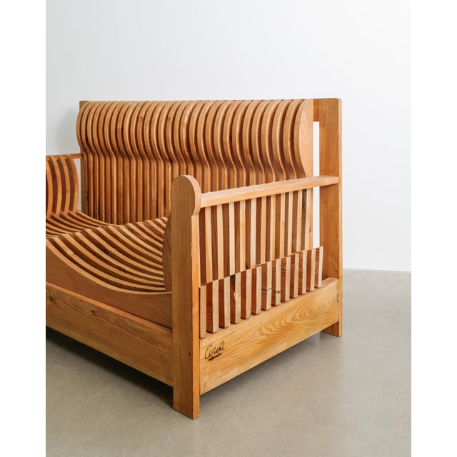 1970s Acqua e Terra 2-Seater Sofa in Pine by Mario Ceroli for Poltranova, 1970s For Sale - Image 5 of 7