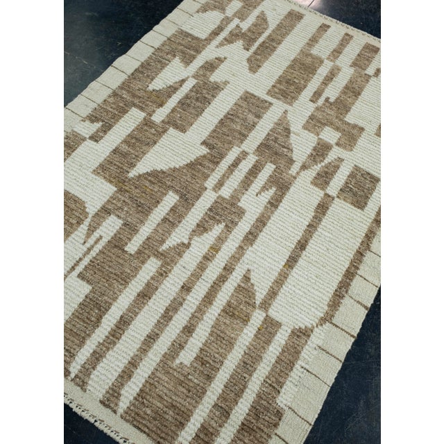 Modern Turkish Modern Handmade Rug 3'7" x 5'2" #17457 For Sale - Image 3 of 8