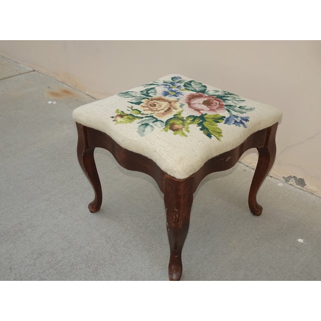 Wood Vintage French Provincial Floral Queen Anne Needlepoint Footstool ~ Bench For Sale - Image 7 of 15
