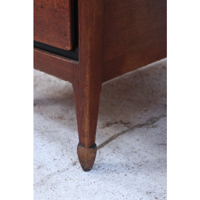 Dutch Oak Pedestal Desk by H. Pander & Zonen, 1920 For Sale - Image 4 of 18