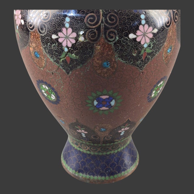 Early 20th Century Vintage Japanese Meiji Cloisonné Enamel Floral Covered Jar For Sale - Image 5 of 13