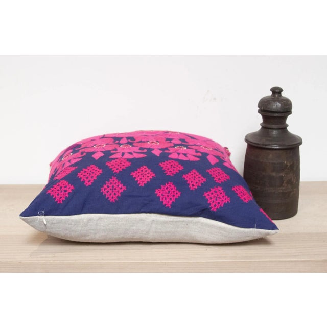 1960s Cinta Embroidered Floral Pillow For Sale - Image 5 of 7