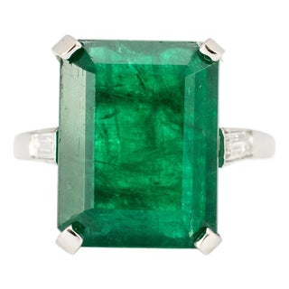 Vintage Platinum 9.77ctw Gia Green Emerald Diamond Three Stone Cocktail Ring, Size 7.75 For Sale