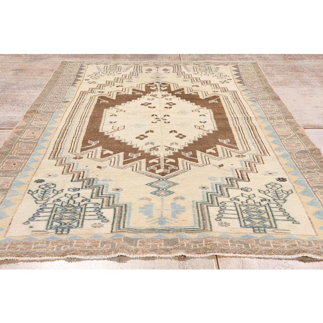 Late 19th Century Persian Malayer Rug, 04'00 X 06'05 For Sale - Image 9 of 10