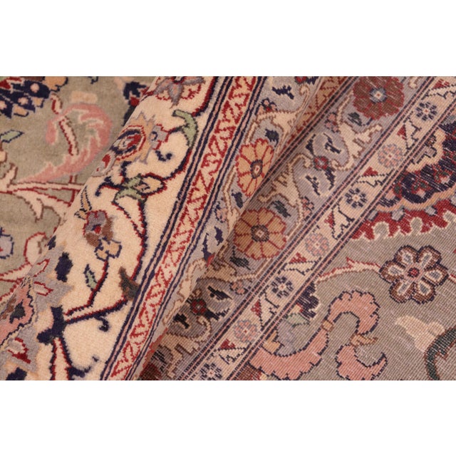Textile Elegant 1990's Green/Beige Wool Rug - 8'1'' X 10'4'' For Sale - Image 7 of 9