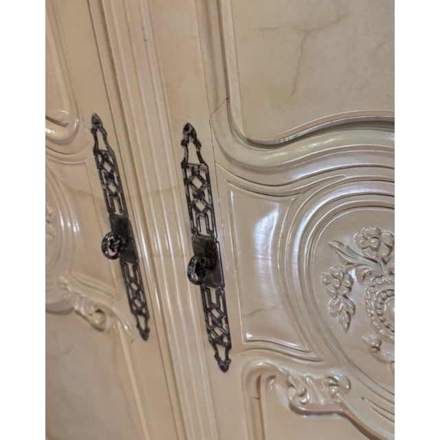 Late 20th Century Henredon French Provincial Armoire in Professionally Lacquered Ivory Goatskin Parchment Finish For Sale - Image 5 of 12