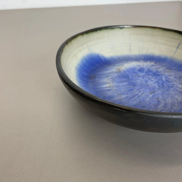 Ceramic Studio Pottery Shell Element Bowl from Gerhard Liebenthron, Germany, 1962 For Sale - Image 6 of 17