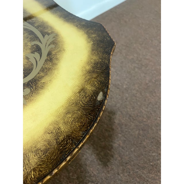 Hollywood Regency 1950s Hollywood Regency Side Table Guilt Gold For Sale - Image 3 of 9