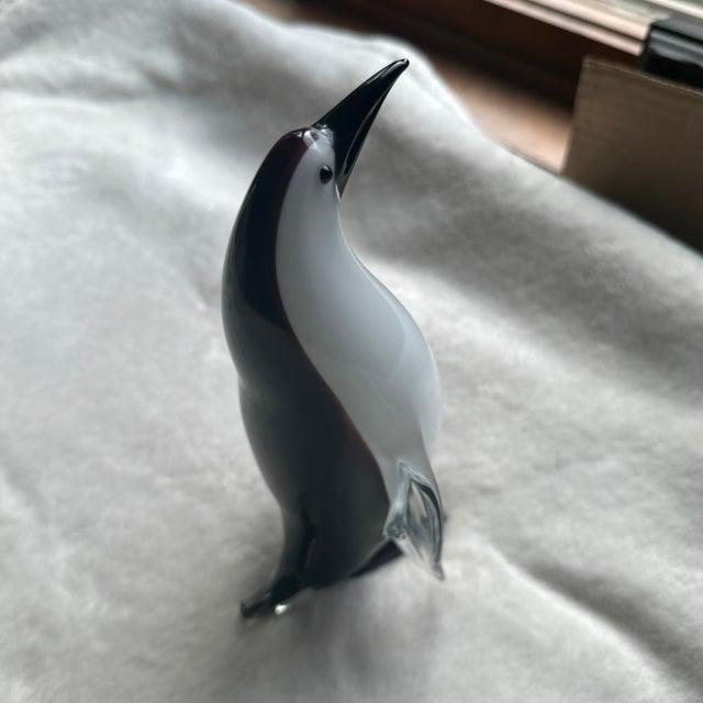 1990s Penguin Figurine - Sommerso Technique - Original Murano Glass For Sale - Image 5 of 6