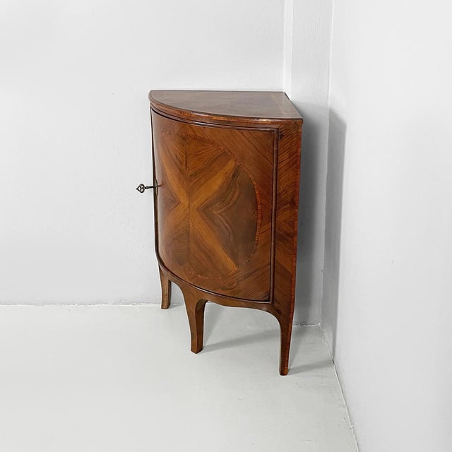 Vintage English Corner Cabinet in Inlaid Wood, 1940s For Sale - Image 3 of 18