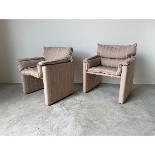 Mid-Century Modern 1980s Italian Postmodern Fully Upholstered Lounge Chairs on Casters – A Pair For Sale - Image 3 of 15