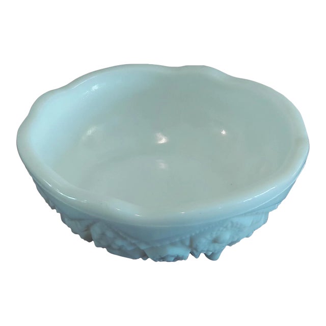 Vintage Mid Century Fentec Pattern Jeannette Glass Co Milk Glass Footed Bowl For Sale