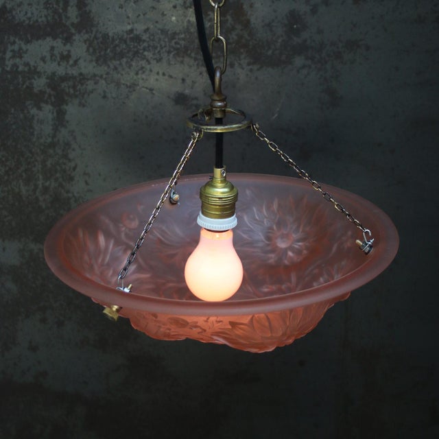 1920s Art Nouveau French Brass and Pink Pressed Glass Pendant Light, 1920s For Sale - Image 5 of 9