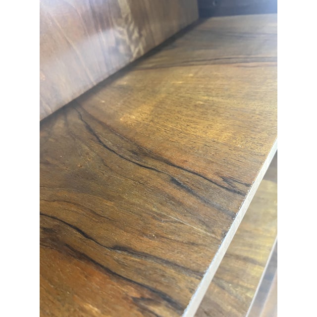 Wood Art Deco Display Cabinet in Walnut with Clear Lines, 1930s For Sale - Image 7 of 16