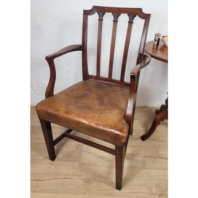 19th Century Victorian English Armchair in Carved Leather and Mahogany, 1890 For Sale - Image 18 of 18