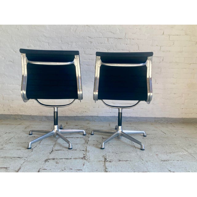 Herman Miller EA107 Chairs by Herman Miller for ICF, 1970s, Set of 2 For Sale - Image 4 of 14