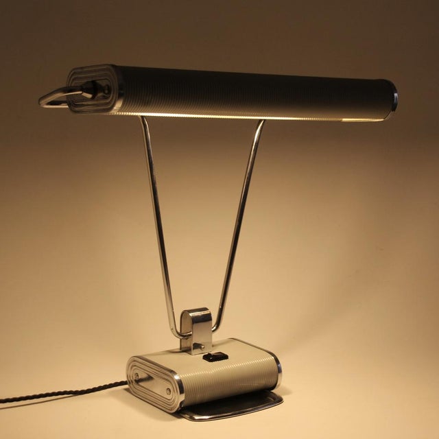 Mid-Century Modern Art Deco French Grey and Chromed Table Lamp by Eileen Gray for Jumo, 1940s For Sale - Image 3 of 17