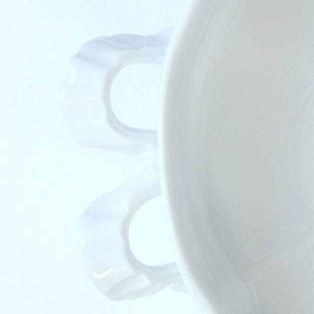 Haviland & Co. Antique Haviland Limoges "Ranson" Porcelain Covered Vegetable Dish For Sale - Image 4 of 6