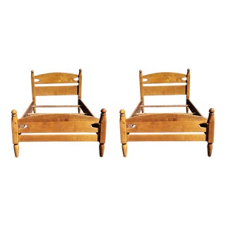 Pair 1930s Ethan Allen by Baumritter Refinished Heirloom Maple Twin Bedframes For Sale