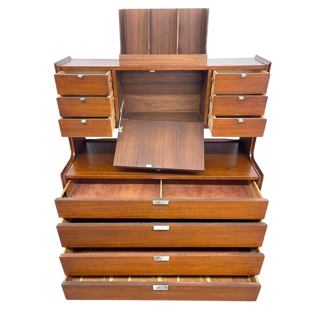 Wood Vintage Cavalier Mid Century Modern Highboy Dresser Cabinet. For Sale - Image 7 of 9