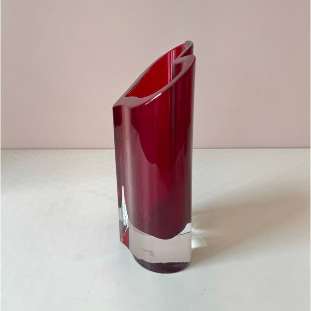 Vintage Crystal Red Heart Vase by Movado For Sale - Image 4 of 9