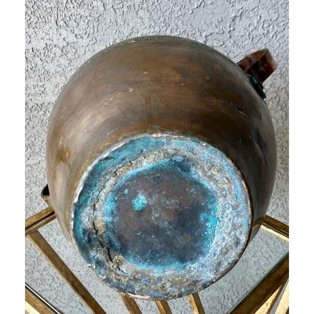 Late 19th-Century Belly Amphora-Shape Double-Handled Cramp Seam Copper Vessel For Sale - Image 10 of 18