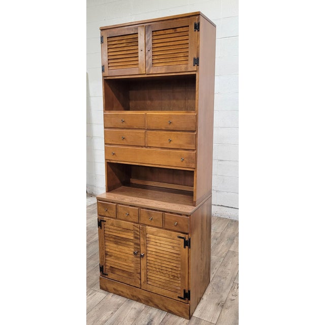 Vintage Ethan Allen Heirloom Nutmeg Maple Crp Cabinet With Hutch For Sale - Image 10 of 11